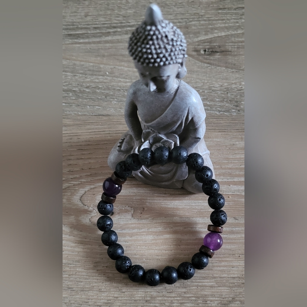Amethyst & Lava Stone Bracelet 💜